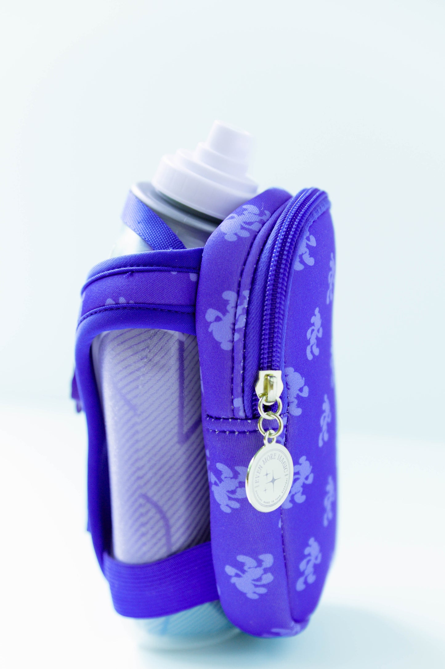 Bottle Bag - Chasing Mickey